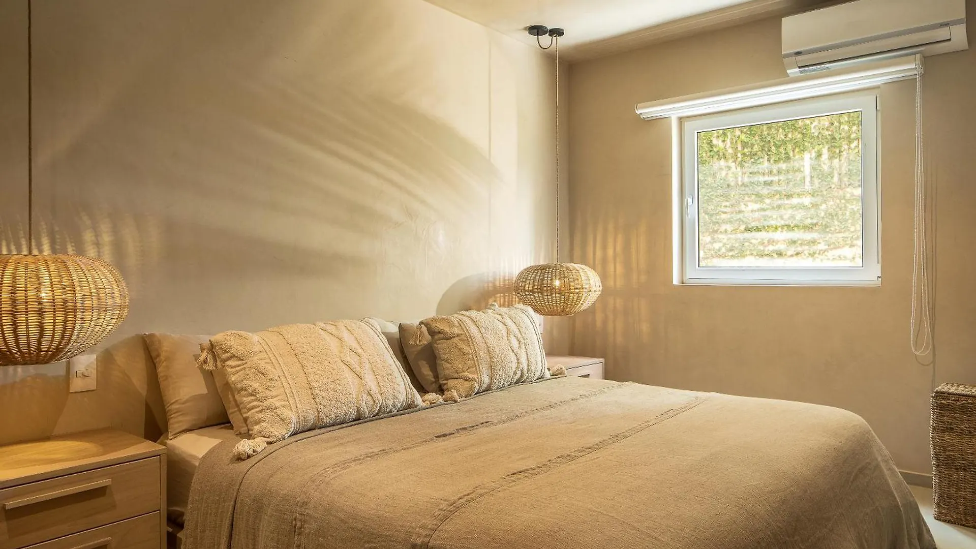 Beach House Bloom - Cabarete Luxury Rentals联系方式